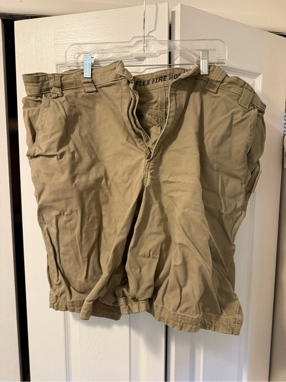 Duluth Trading Co Khaki Cargo Shorts